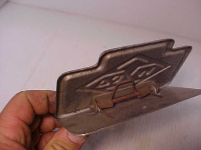 VINTAGE RARE 1951 CALENDAR WYCO CLIPBOARD ALUMINUM 9" BY 5 1/2"(ST6407)