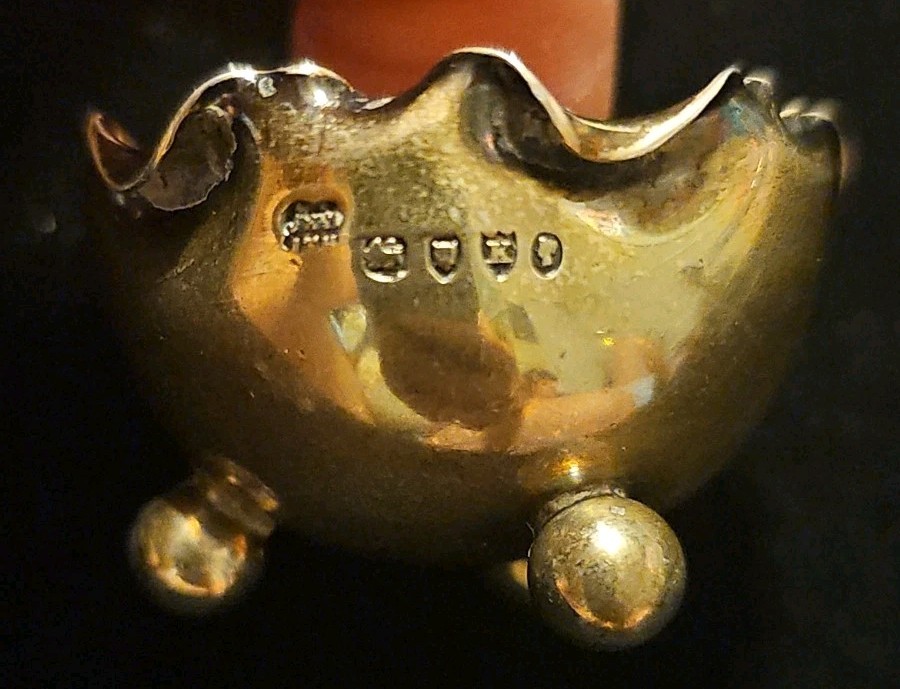 Solid Sterling Silver Salt Cellar, England