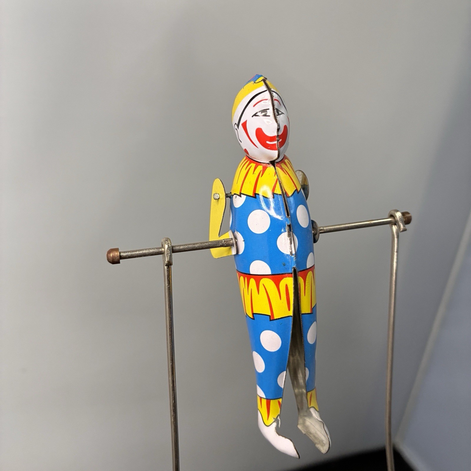 SCHYLLING TIN WIND UP TIK TAK ACROBOAT TOY