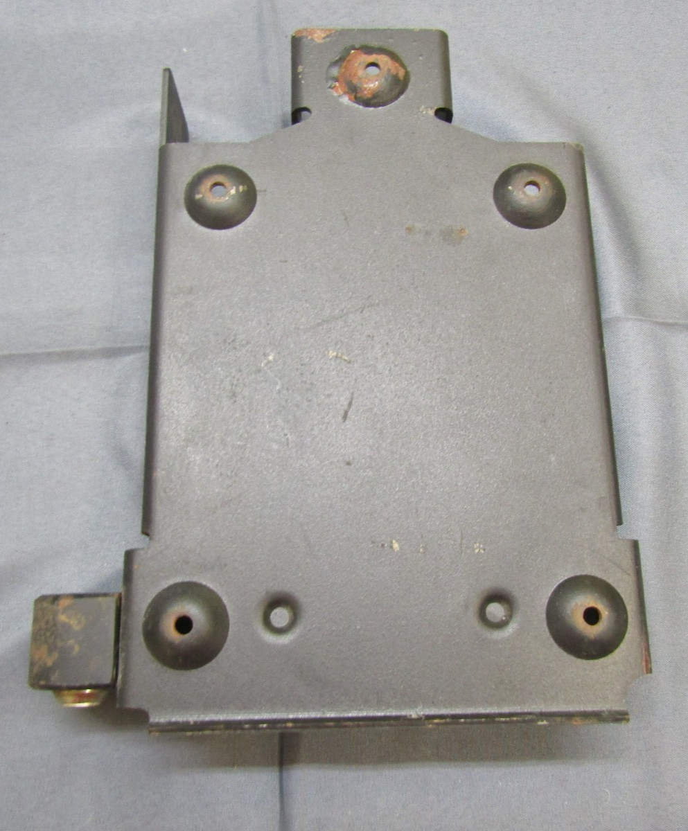 Motorola XTL2500 110 Watt 136-174 VHF MHz Remote Head Two Way Radio M21KTM9PW1AN