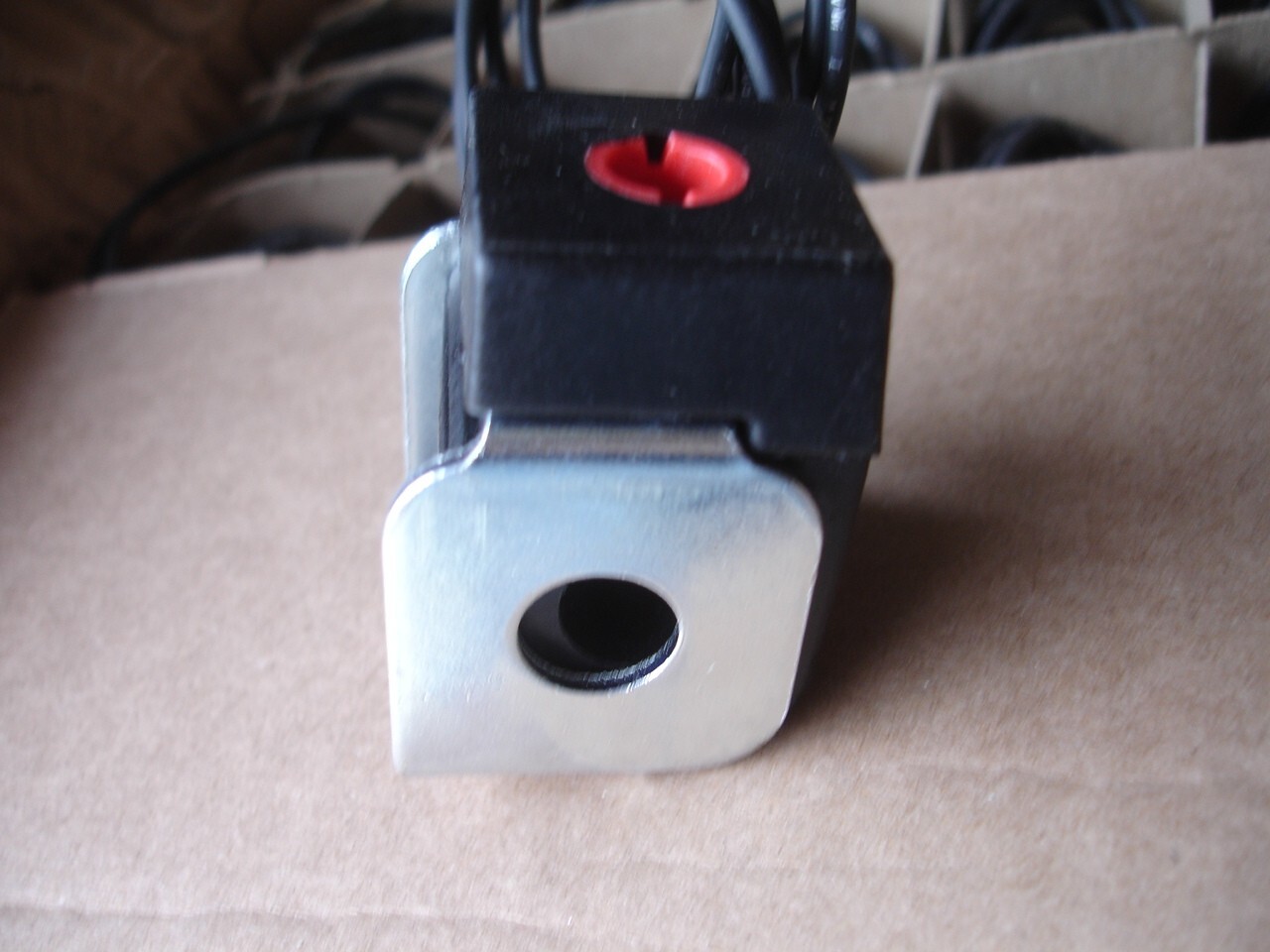 Parker CCP012L Solenoid Cartridge Coil 1/2" with Double Lead 12VDC 19W NEW