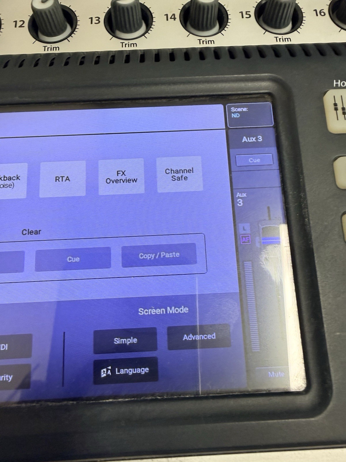 QSC TouchMix-16 Touch Screen Compact Digital Mixer PSU & Case READ DESCRIPTION