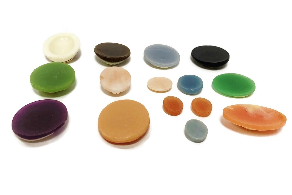 15 Vintage Resin Cameos (West German, Hong Kong, Japan) DIY Jewelry Crafting C82