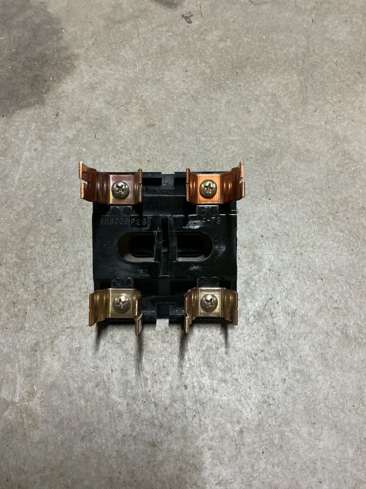 Square D 60 Amp Pull Out Fuse Holder Used M-224075