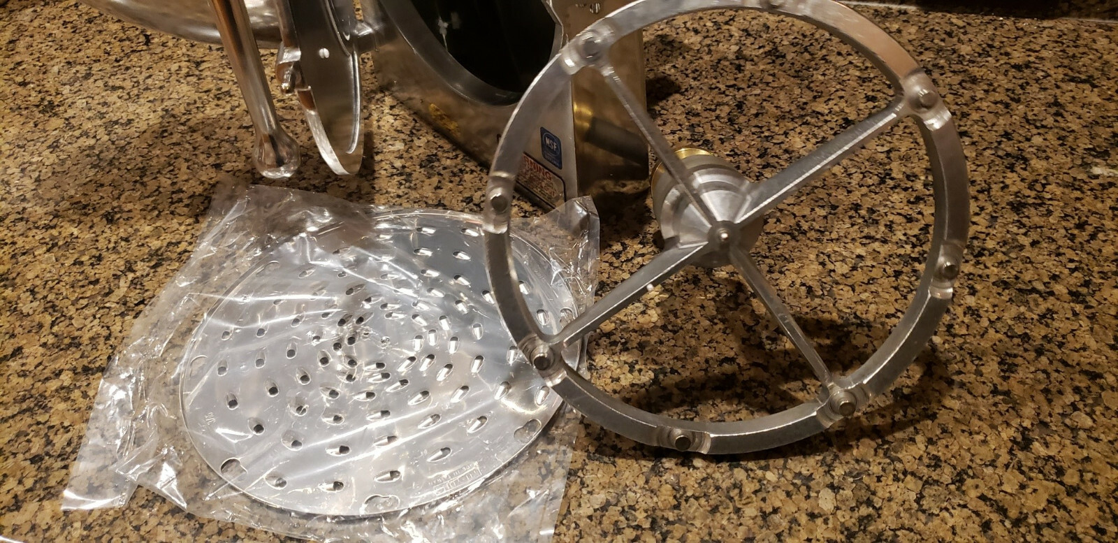 Grater Shredder pelican Head #12 drive for Hobart Mixer & choice of disc NSF Apr