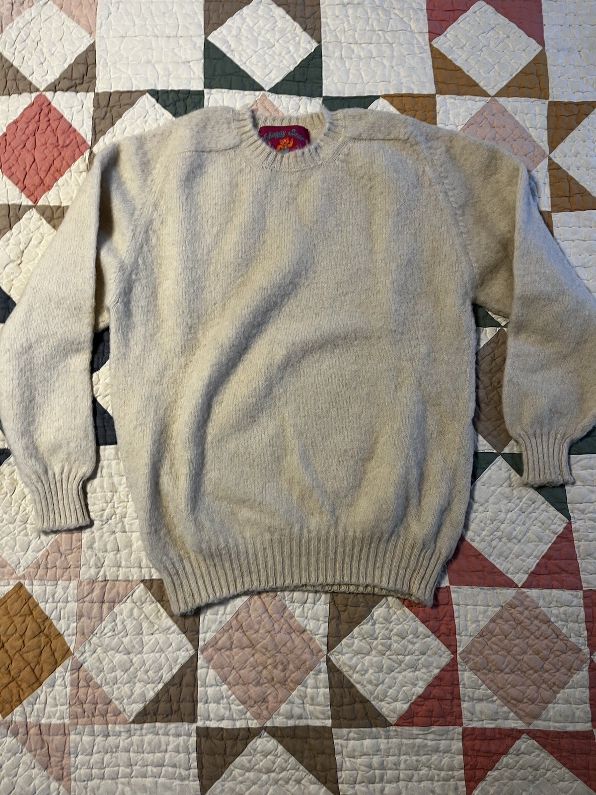 Howlin Shaggy Bear Dog Sweater made in Scotland Cream Off-White L/XL Morrison