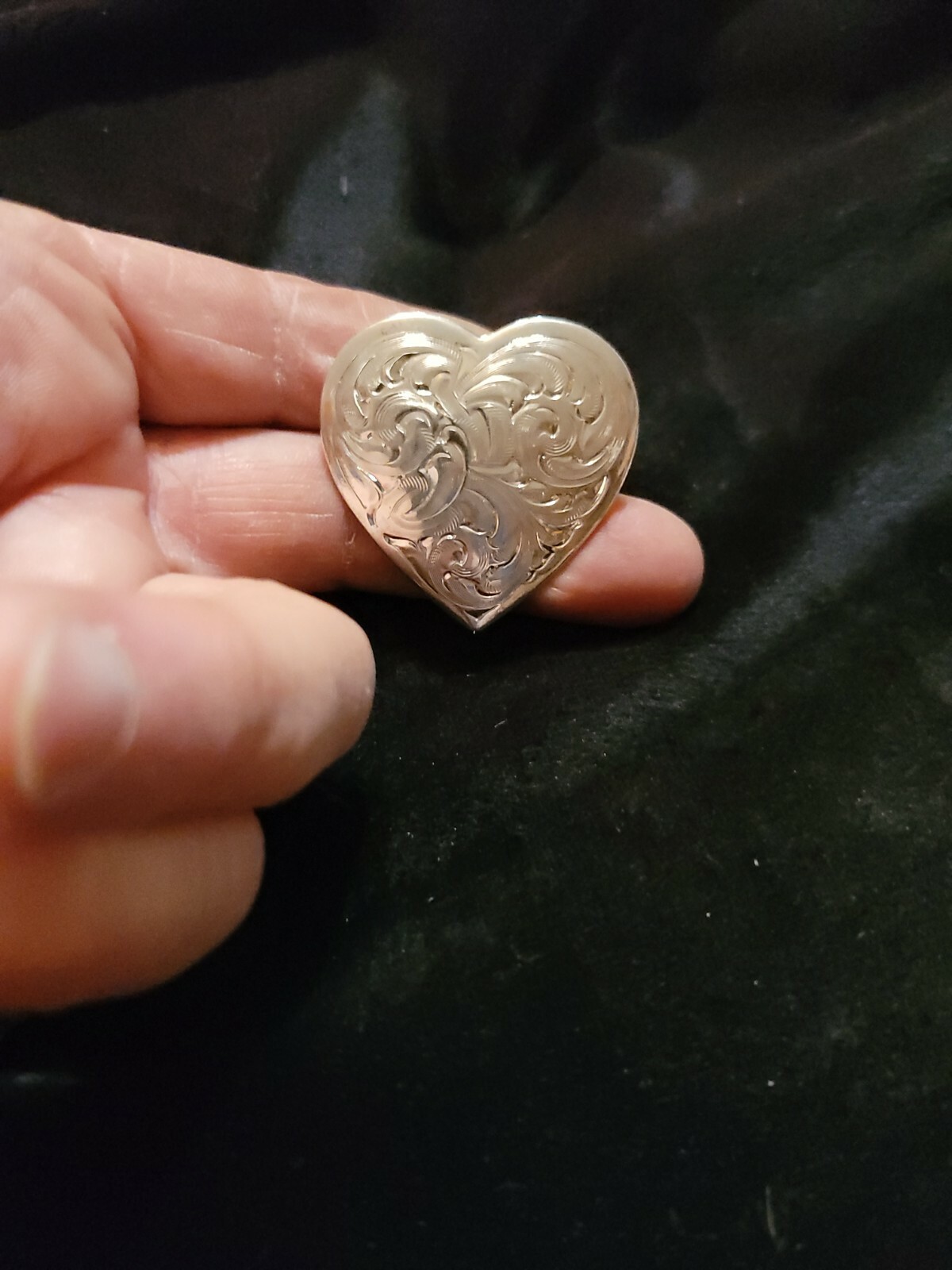 Montana Silver Screw in Concho Heart 1 1/2 in new.