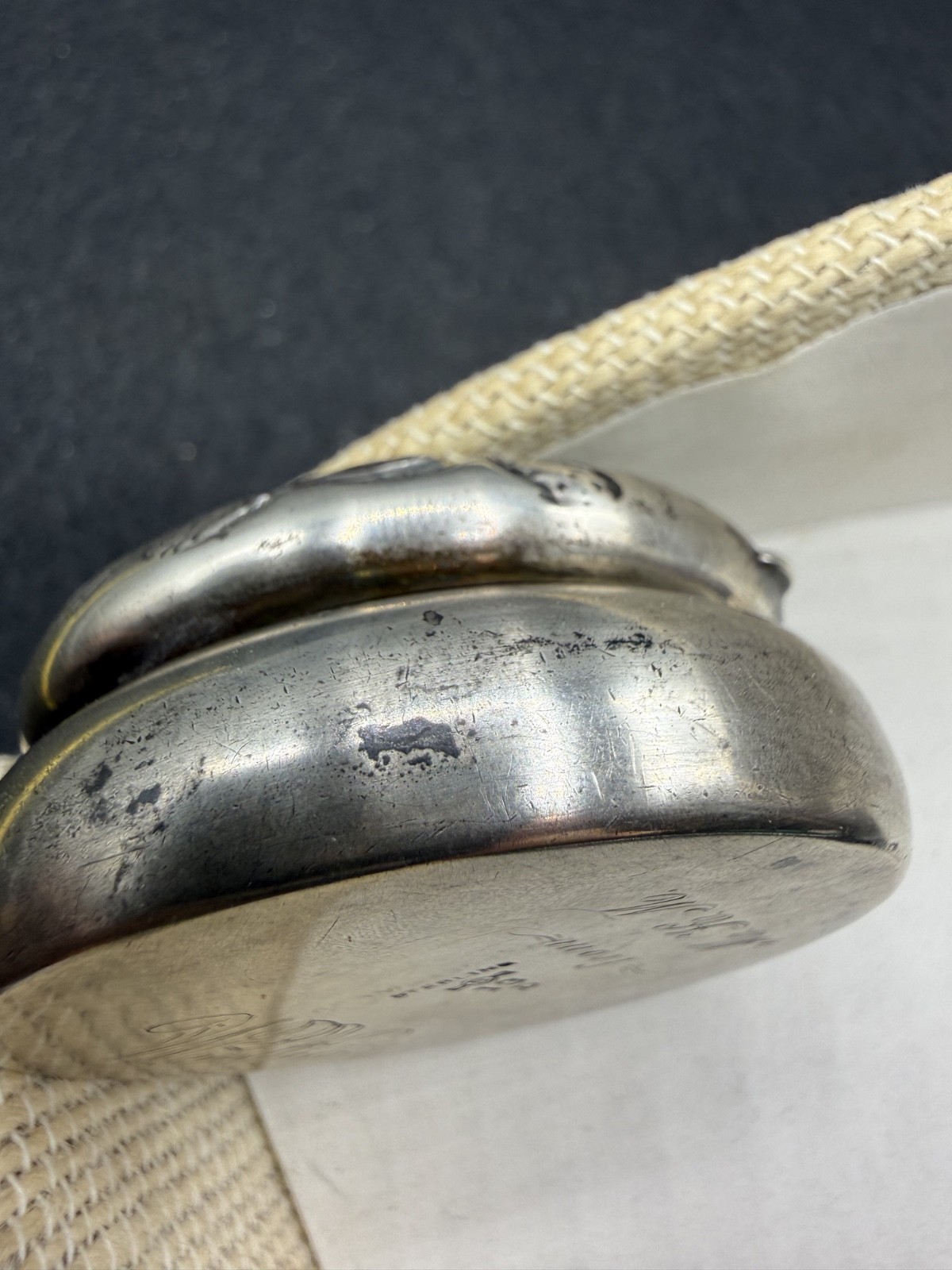 ANTIQUE STERLING SILVER FRANK SMITH ROUND DECORATIVE PILL TRINKET SNUFF BOX