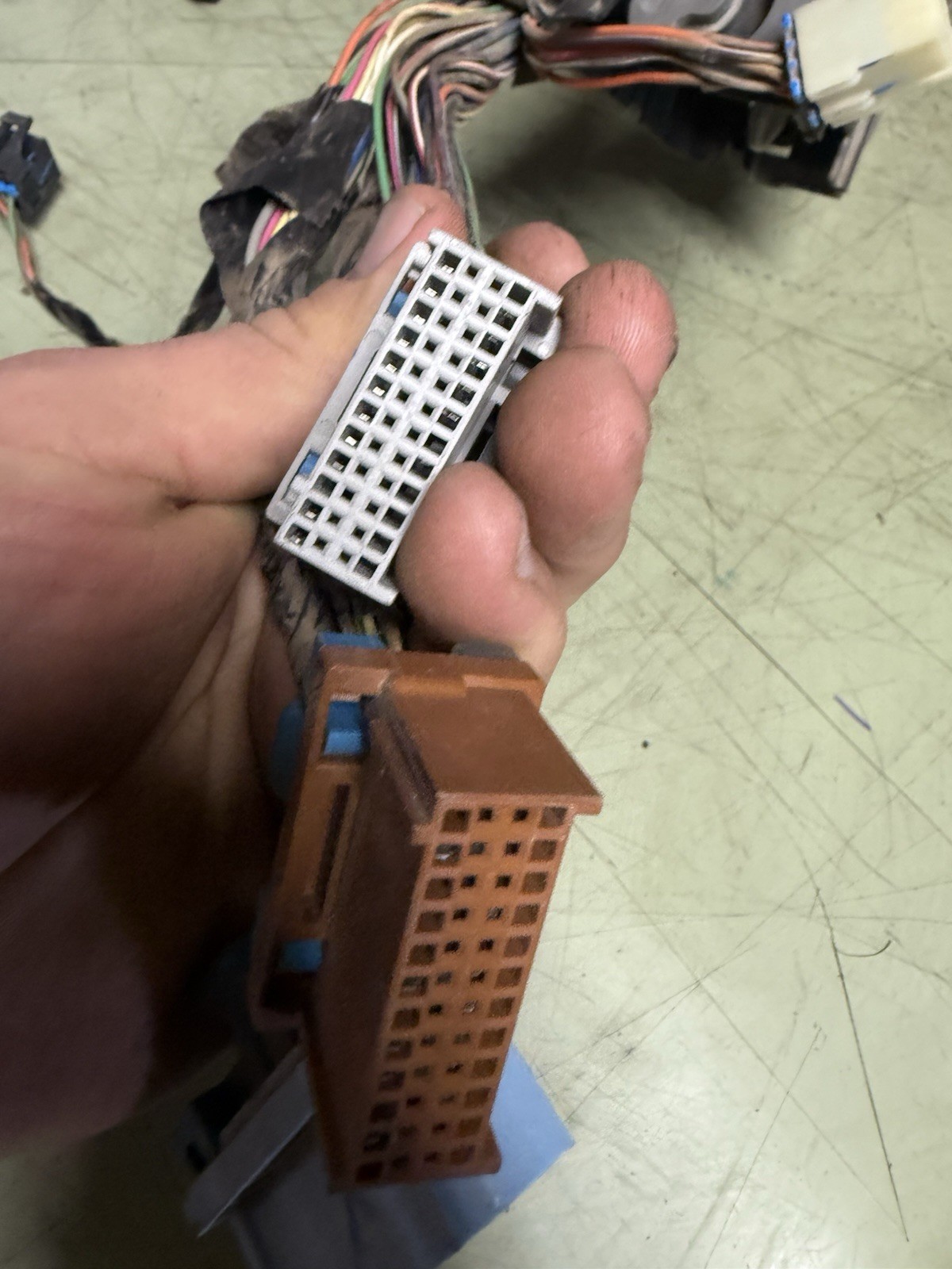 2005 Chevy GMC Silverado 2500 LLY Crew Cab Dashboard Wiring Harness