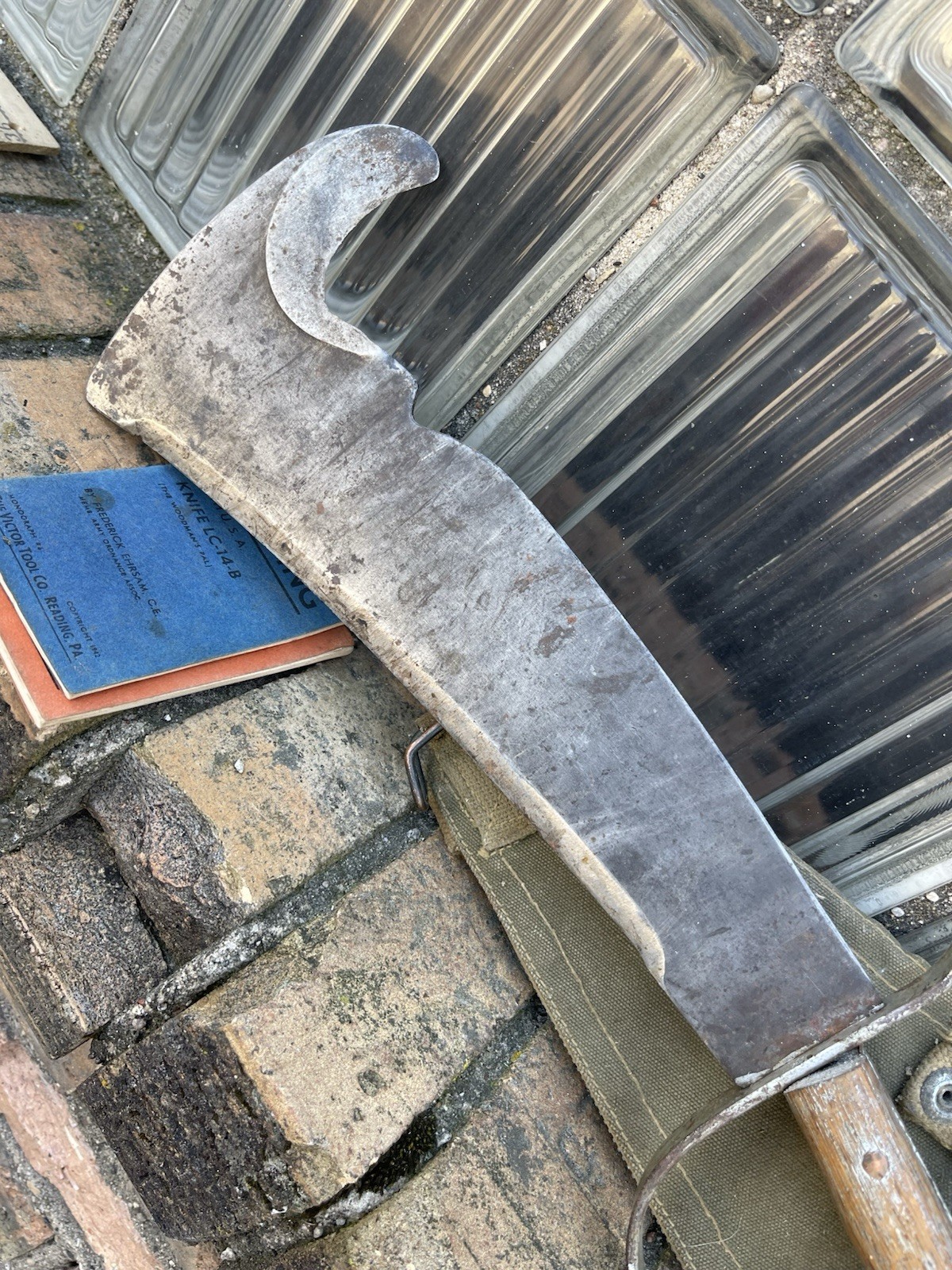 Vtg US WWII LC14-B Woodmans Pal 280 Knife Sheath & 2 Manuals WW2 Fighting Knife