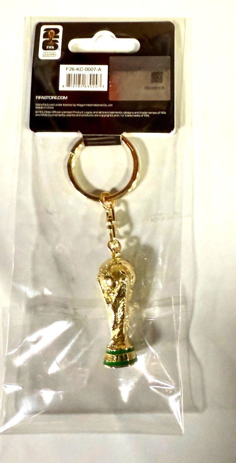 **NEW 2026** FIFA WORLD CUP 2026 3.75" ZINC ALLOY 3D TROPHY KEYCHAIN FREE SHIP