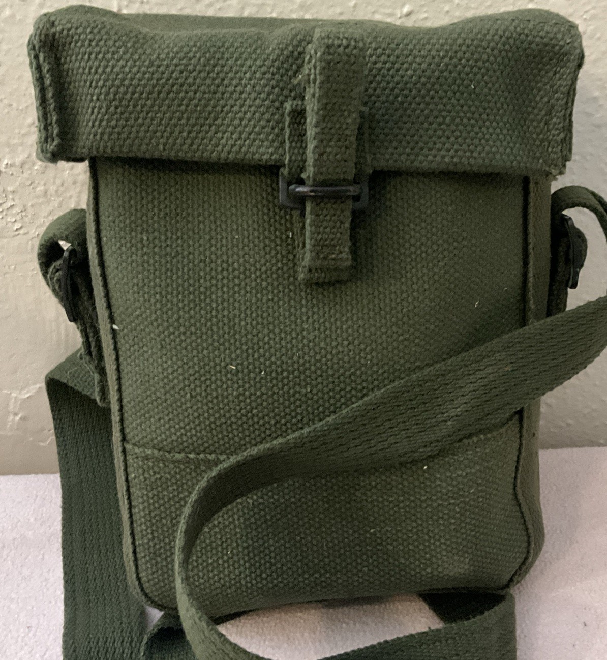 Era Vietnam , Vintage First Aid Kit 1953