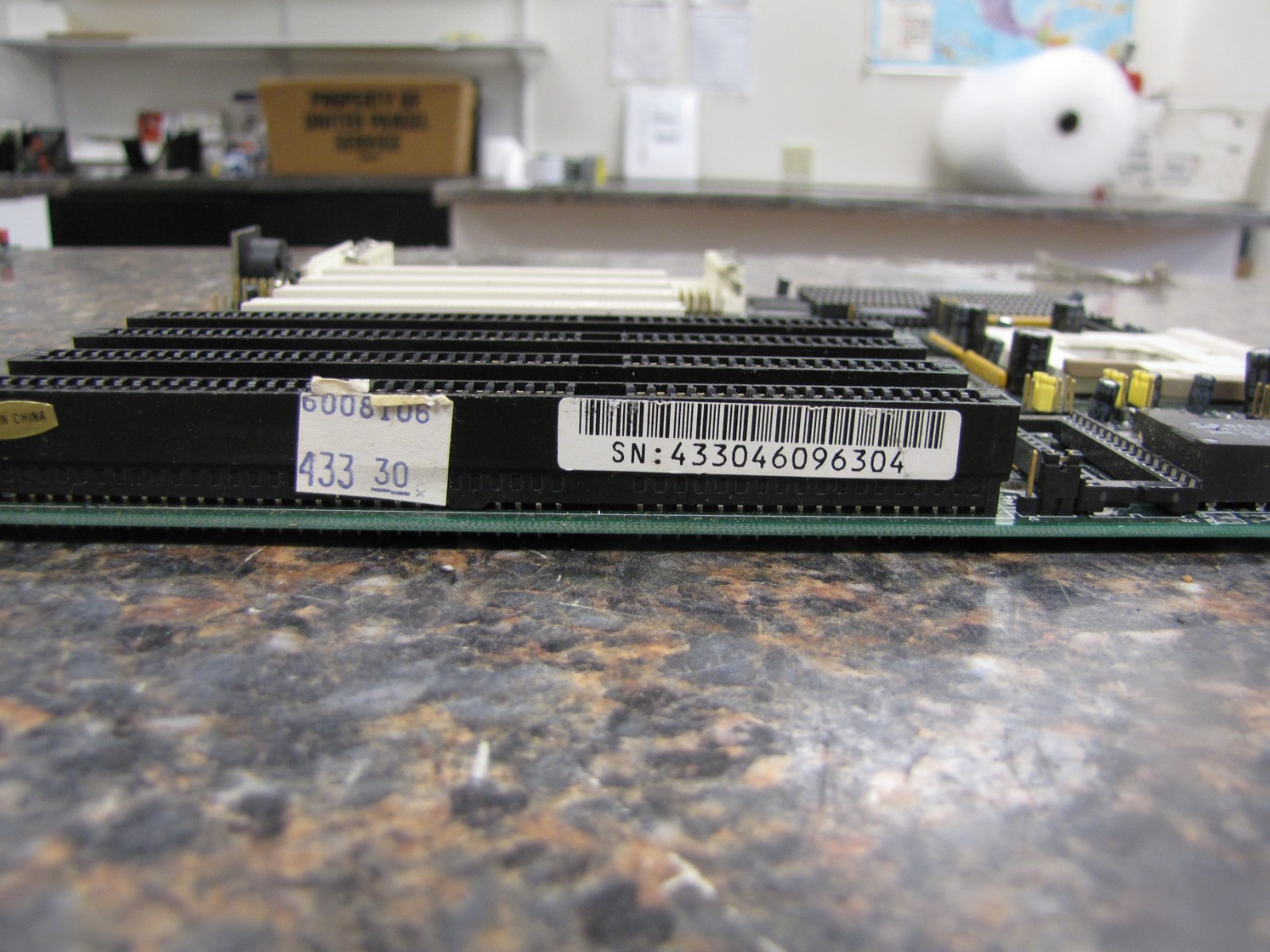 Vintage Socket 3 Baby-AT Motherboard UMC UM8886AF/UM8881F Chip - new condition!