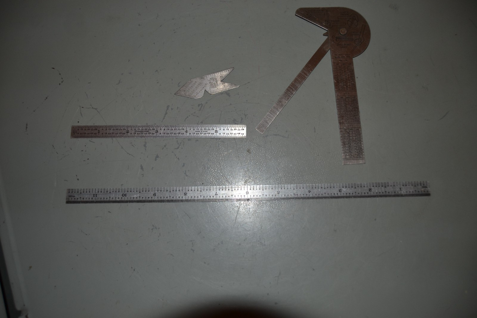 (4) CRAFTSMAN LOT 12" & 6" RULE, PROTRACTOR, ANGLES 60 DEGREE THREAD CENTER GAGE