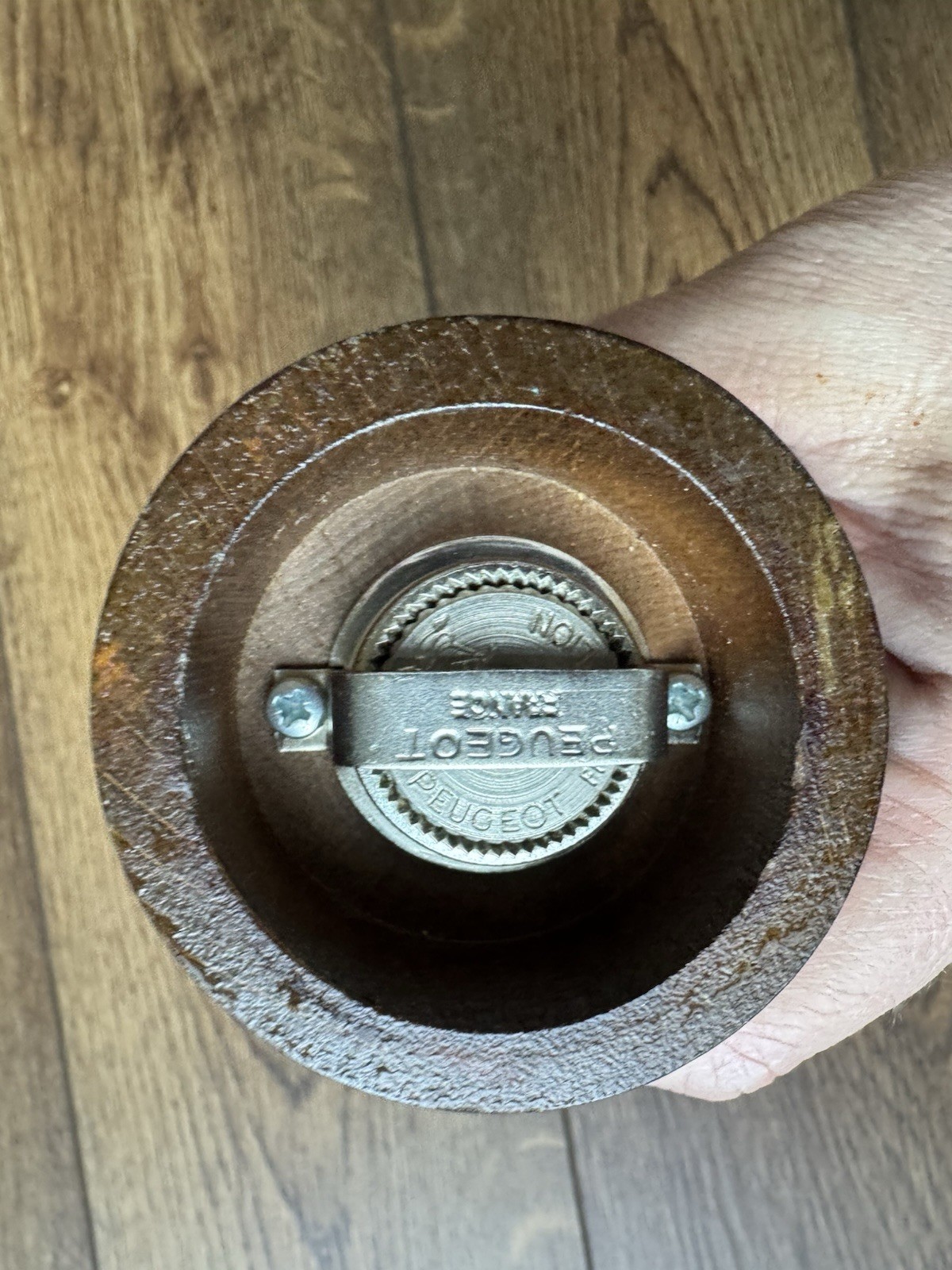 Peugeot Pepper Mill Grinder Made In France Wooden Chocolate Brown 9in