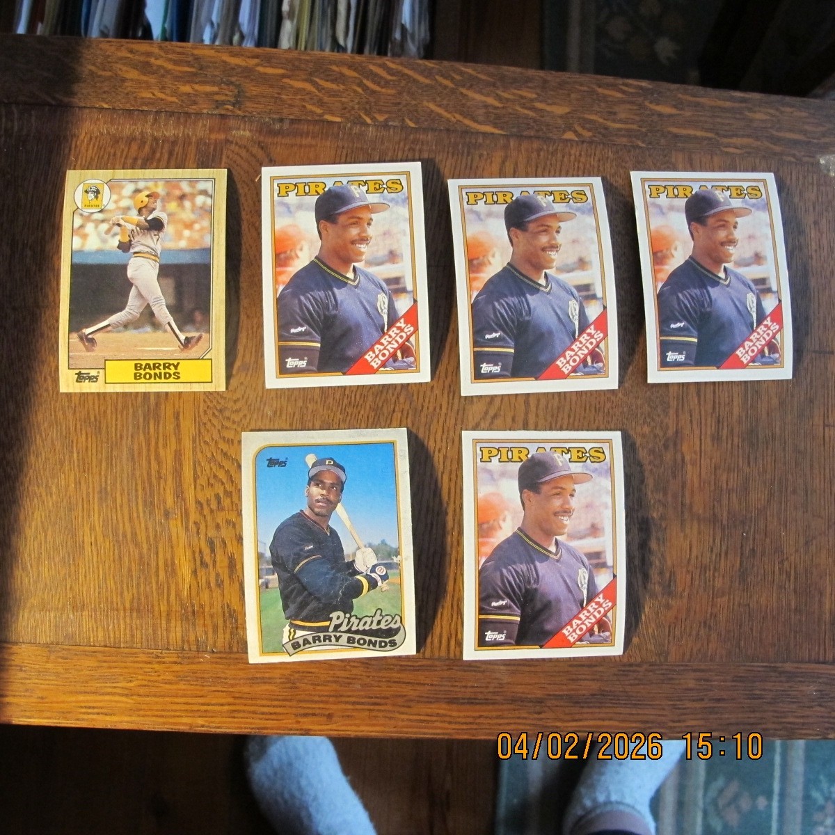 6 Barry Bonds Baseball Cards,
