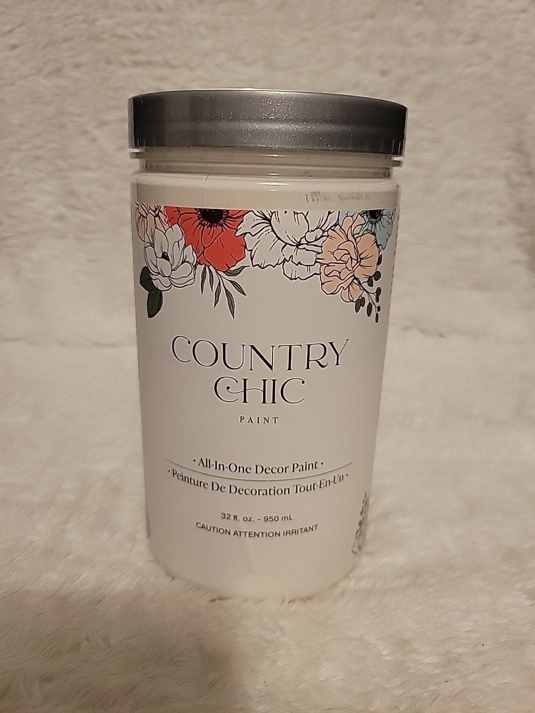 Country Chic Chalk Style All In One Home Decor Paint 32 oz Color: Crinoline