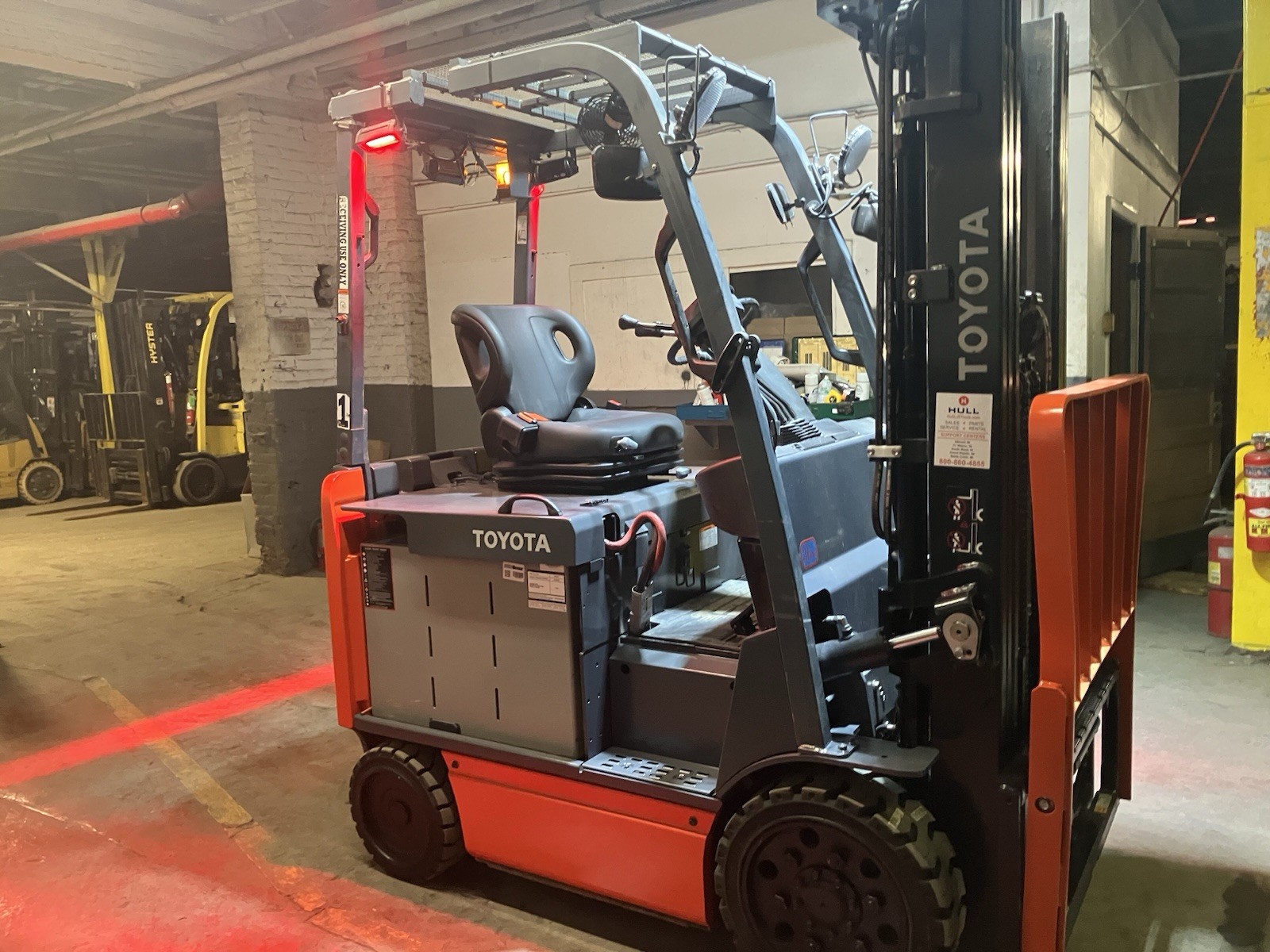 2021 Toyota 5000 LB Electric Forklift With SS and Triple Mast