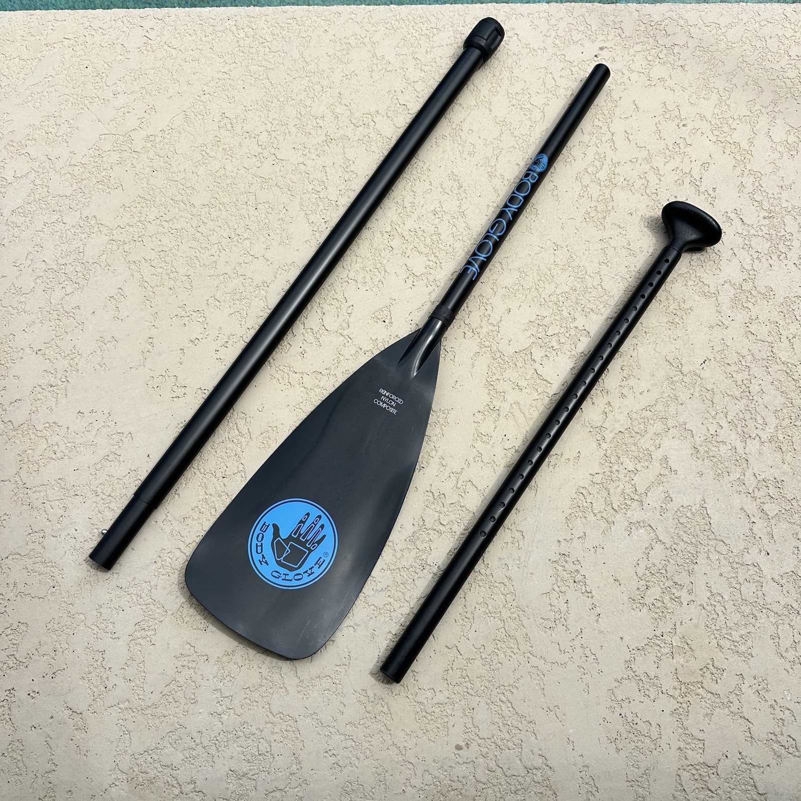 3-Piece Adjustable SUP Paddle –Lightweight, Floating Aluminum Shaft (Body Glove)