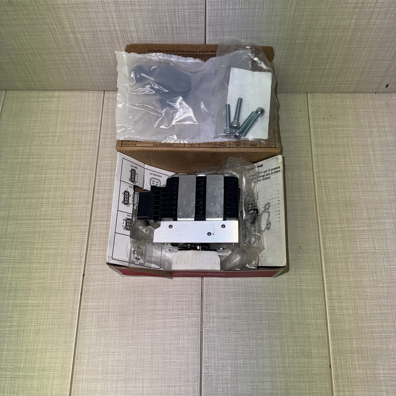 DANFOSS PVEH 32 (S7) ACTUATOR W/ PASSIVE FAULT MONITORING, NEW, MAKE OFFER!