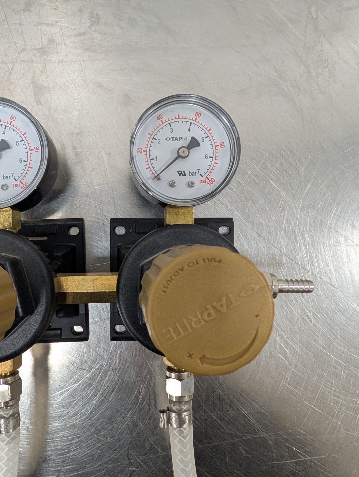 Taprite Dual Body CO2 Regulator - Two Gauge Two Outlet Series 5260SN 500psi [OFF