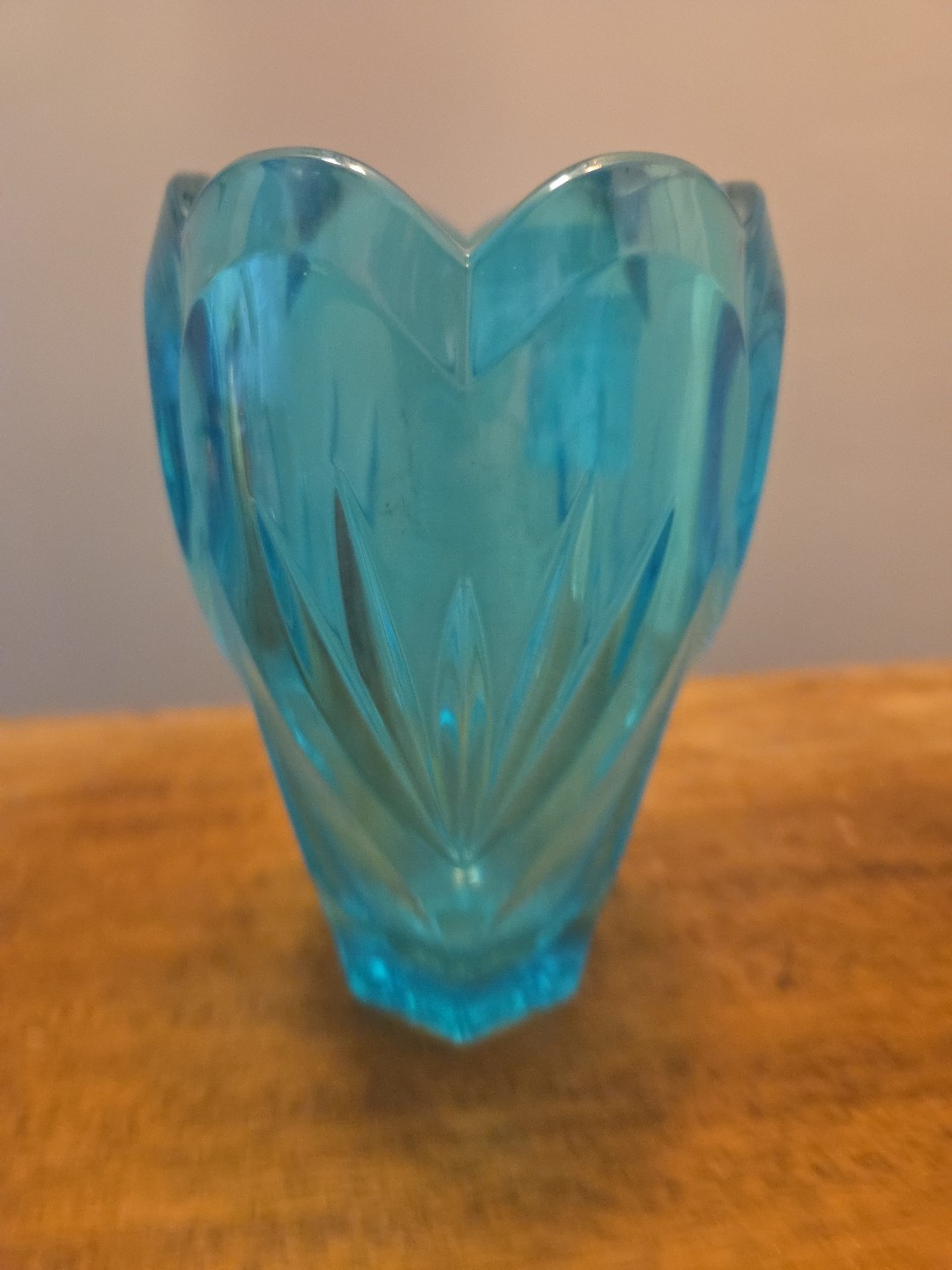 Waterford Crystal Sweet Memories 6.5 In Turquoise Marquis Scalloped Edges Hearts
