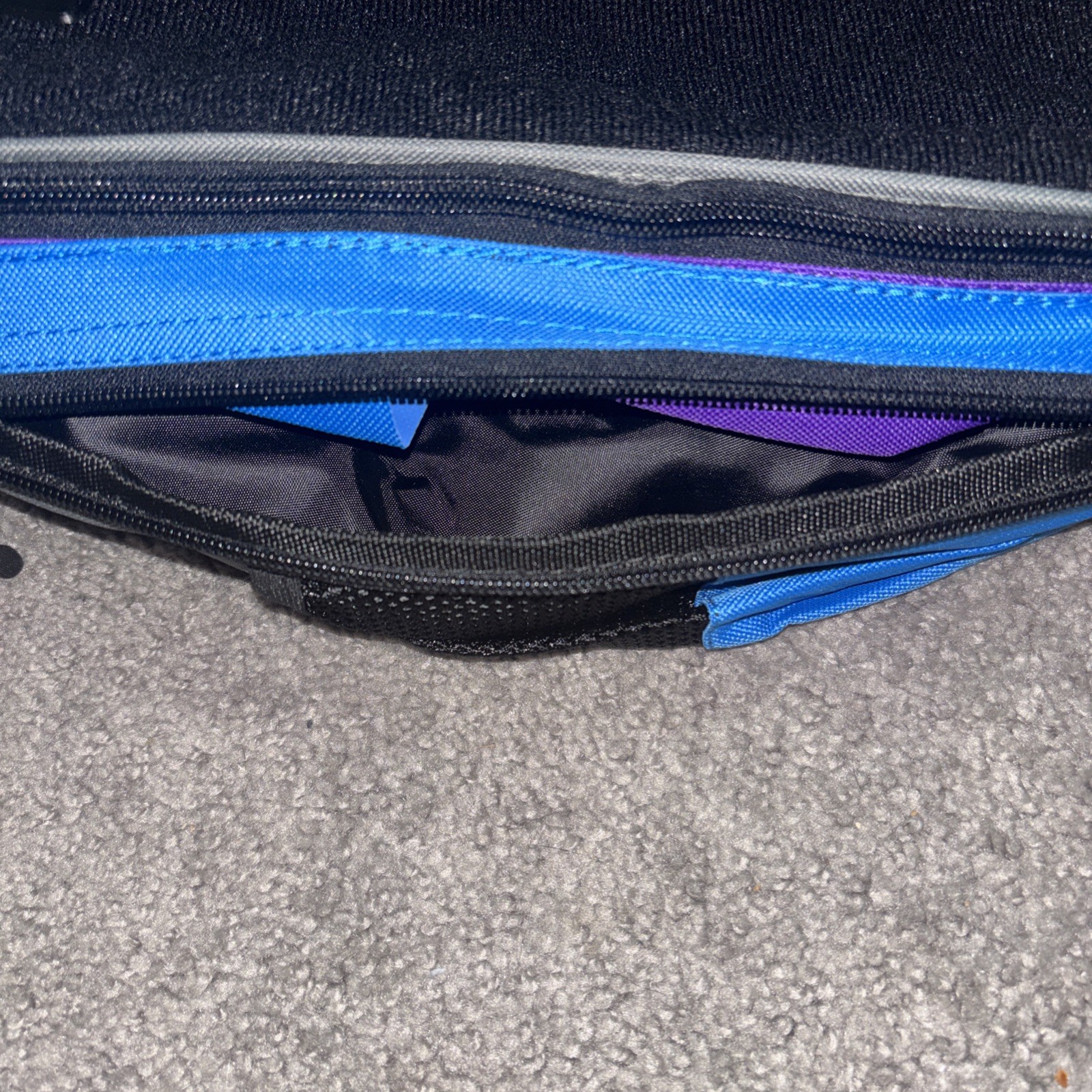 Gladiator Battle Armor Cornhole Backpack for Bags Purple/Cyan 20 bags