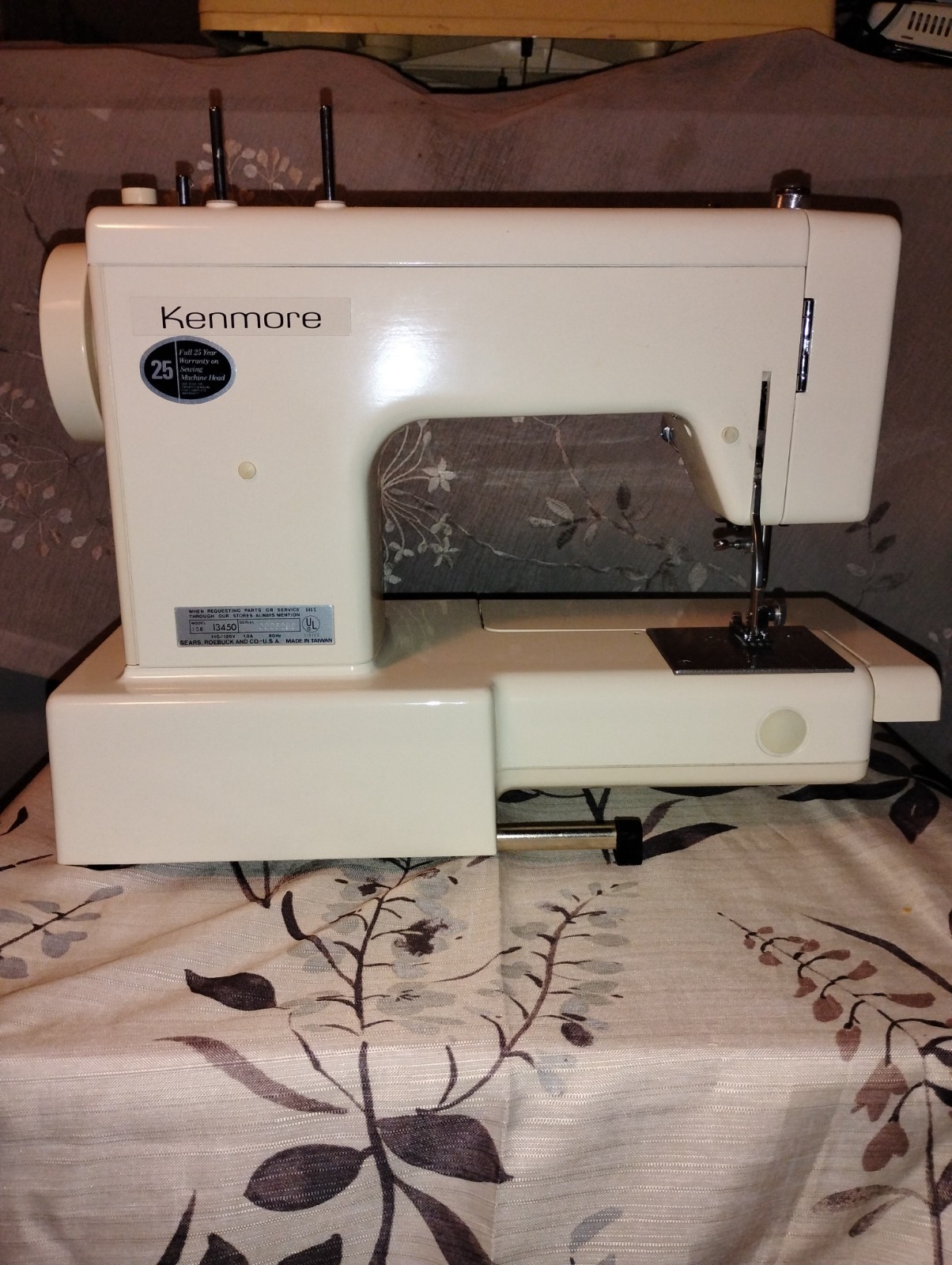 Vintage Sears/ Kenmore 158.1345 Sewing Machine