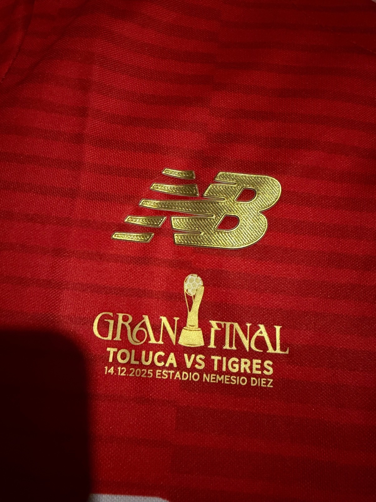 Toluca F.C 2025/26 BICAMPIÒN Home S-4X PLEASE READ DESCRIPTION