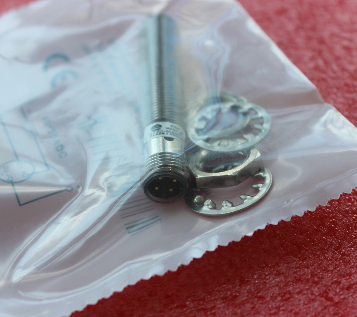 872C-M4NP12-D4 Proximity Sensor Switch For Allen Bradley 872CM4NP12D4 10-30V NEW