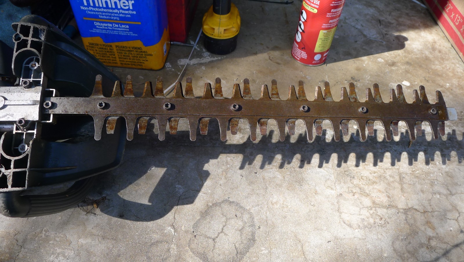 HUSQVARNA 122HD45 HEDGE TRIMMER