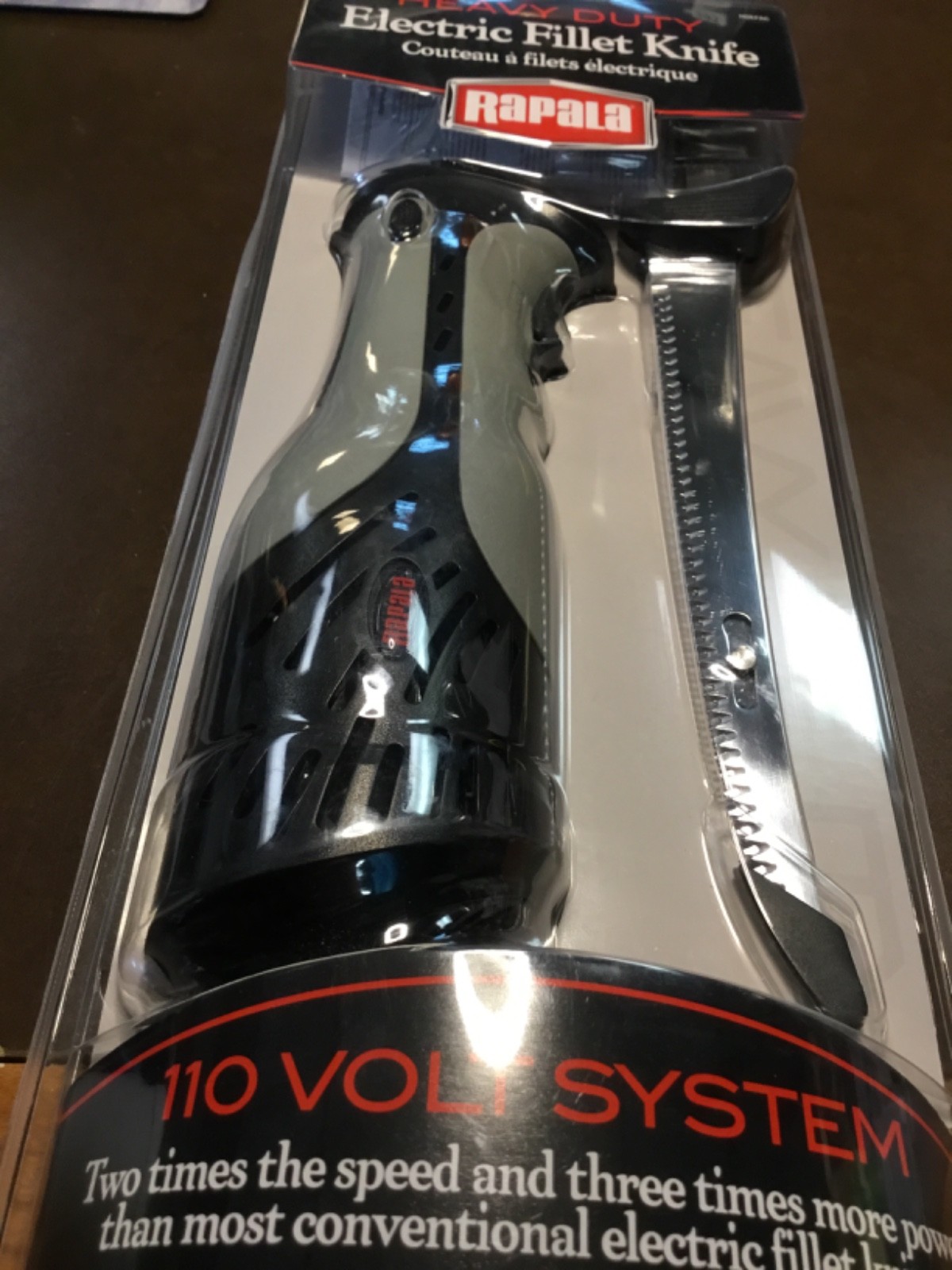 Rapala Heavy Duty Electric Fillet KNIFE NEW IN PACKAGE LOOK FREE SHIPPING