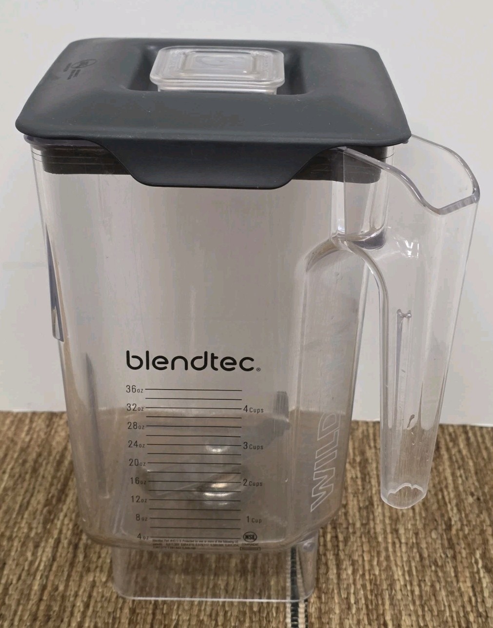 Blendtec Professional 800 Black CQB1 Commerical Blender