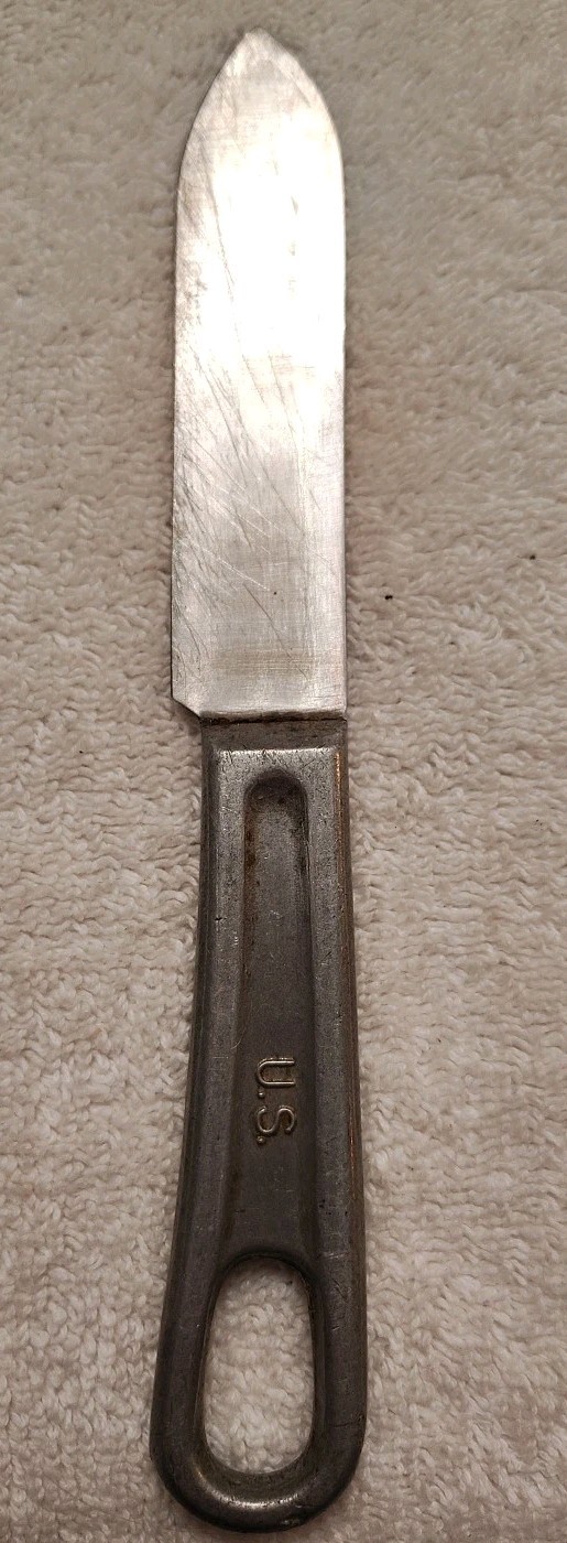 U.S. Military Mess Kit Knife 1945. L,F & C