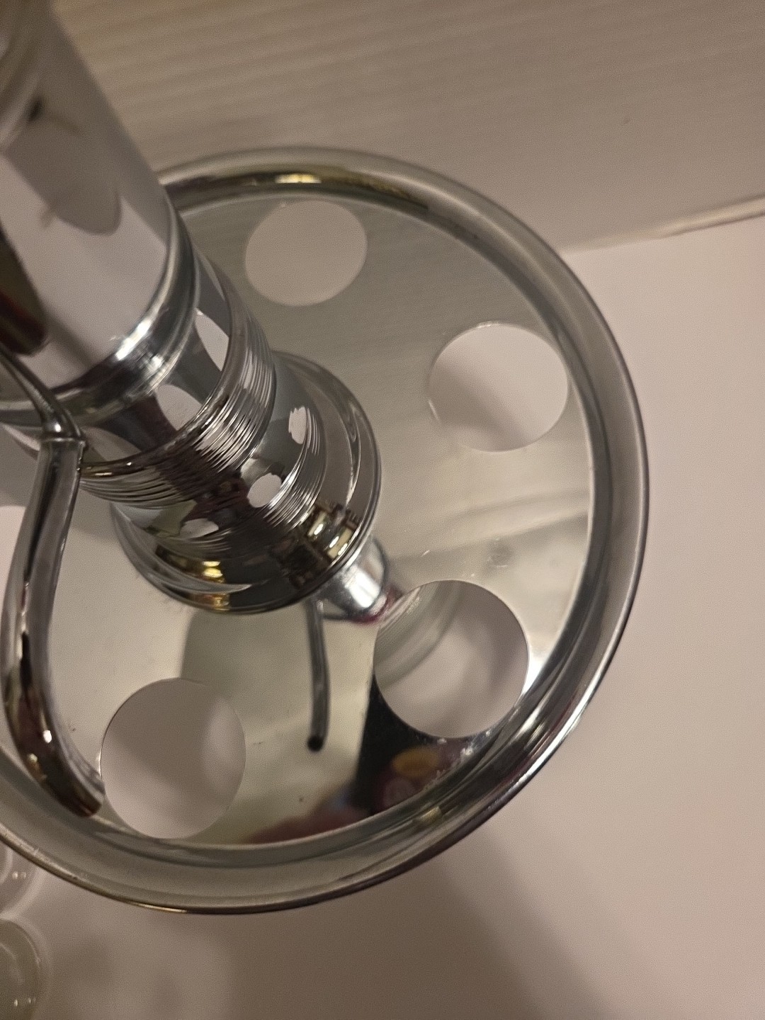 Vintage Art Deco Chrome Liquor Dispenser Pump & 6 Shot Glasses!