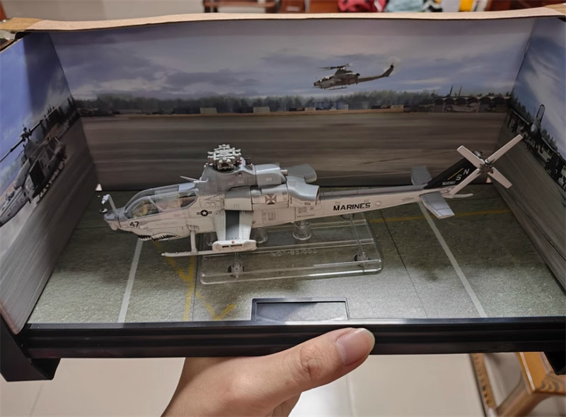 1/72 USMC Bell AH-1Z 'Viper' Helicopter Static Model Plane New Collection Gift