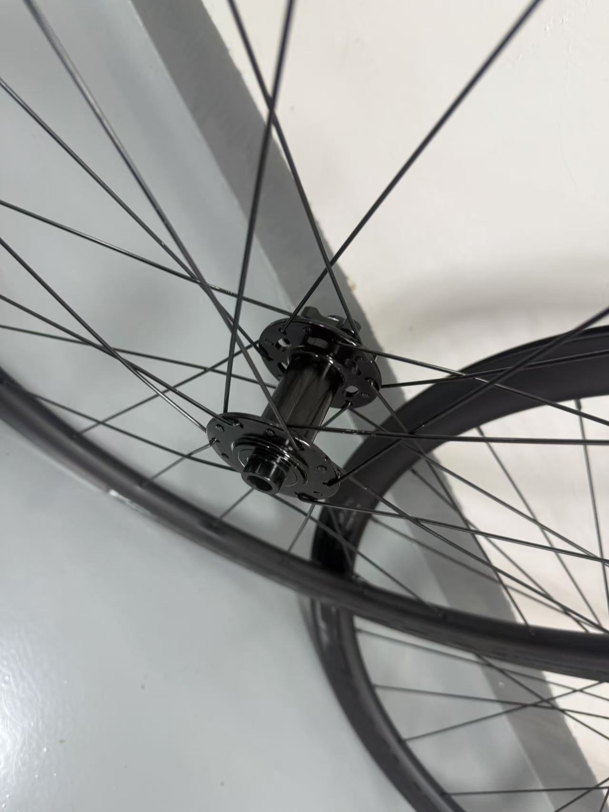 MEROCA 42mm Carbon Road Wheelset 700C Clincher Bicycle Wheels 6-Bolts Disc Brake