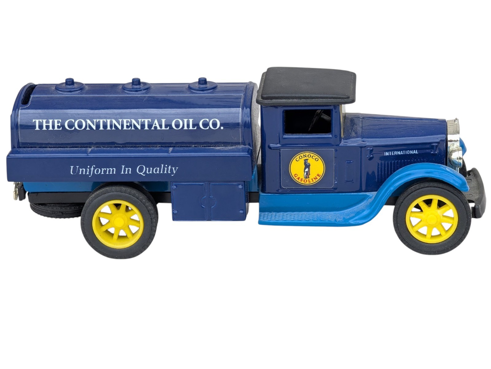 Vintage 1929 International Continental Oil Tanker Bank Ertl Die Cast Truck