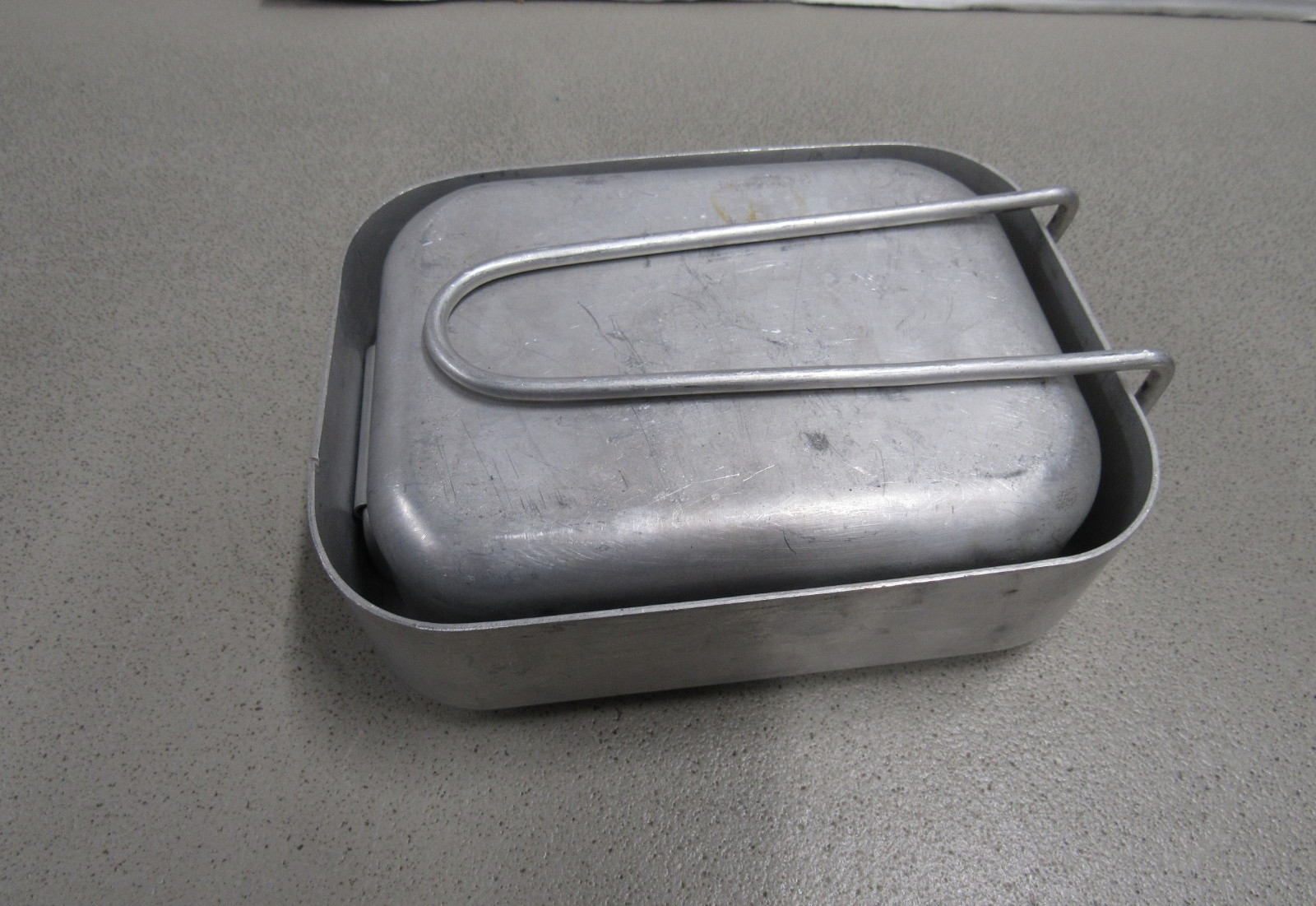 1981 Dutch Military Mess Kit Cooking Set 2 Piece Aluminum Pans Marked KL 81