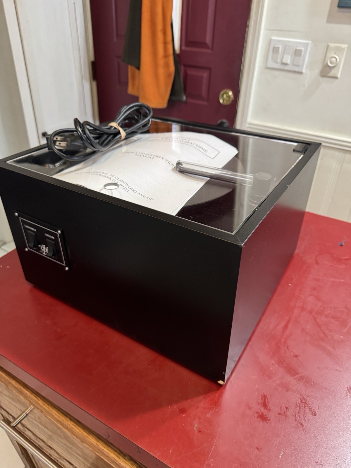 VPI HW-16.5 Motorized Vacuum Record Cleaning Machine.nice Unit.