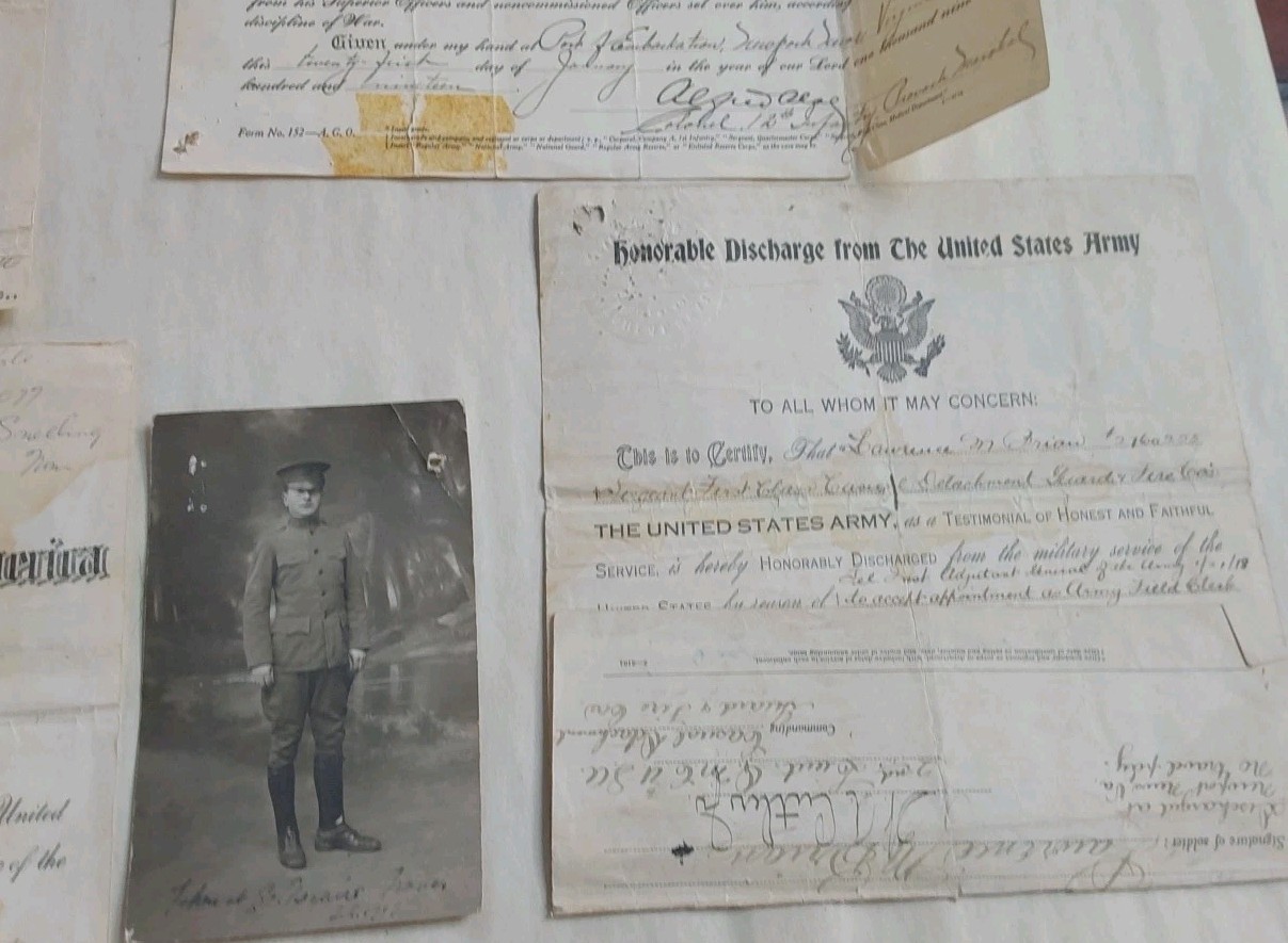 Vtg WW I United States Army Military Honorable Discharge Paper + Photo 1919-5 Pc
