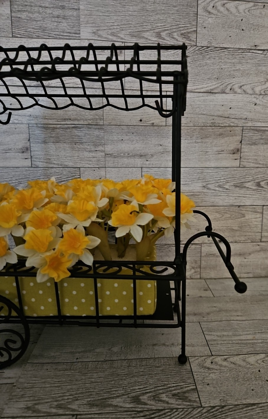 Byers Choice Caroler Signed Lady 15" Tall Daffodils Metal Cart Spring Easter