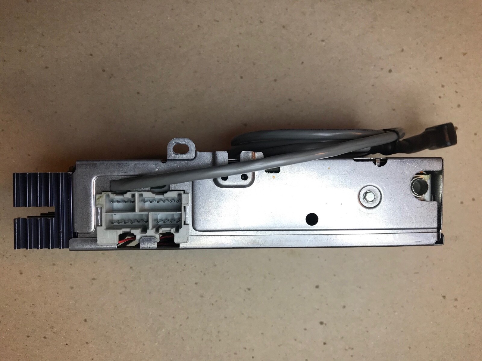 CHEVY-GMC 88-94 TRUCK RADIO BASS-TREBLE RECEIVER BLUETOOTH GM DELCO CDM AMP BOX