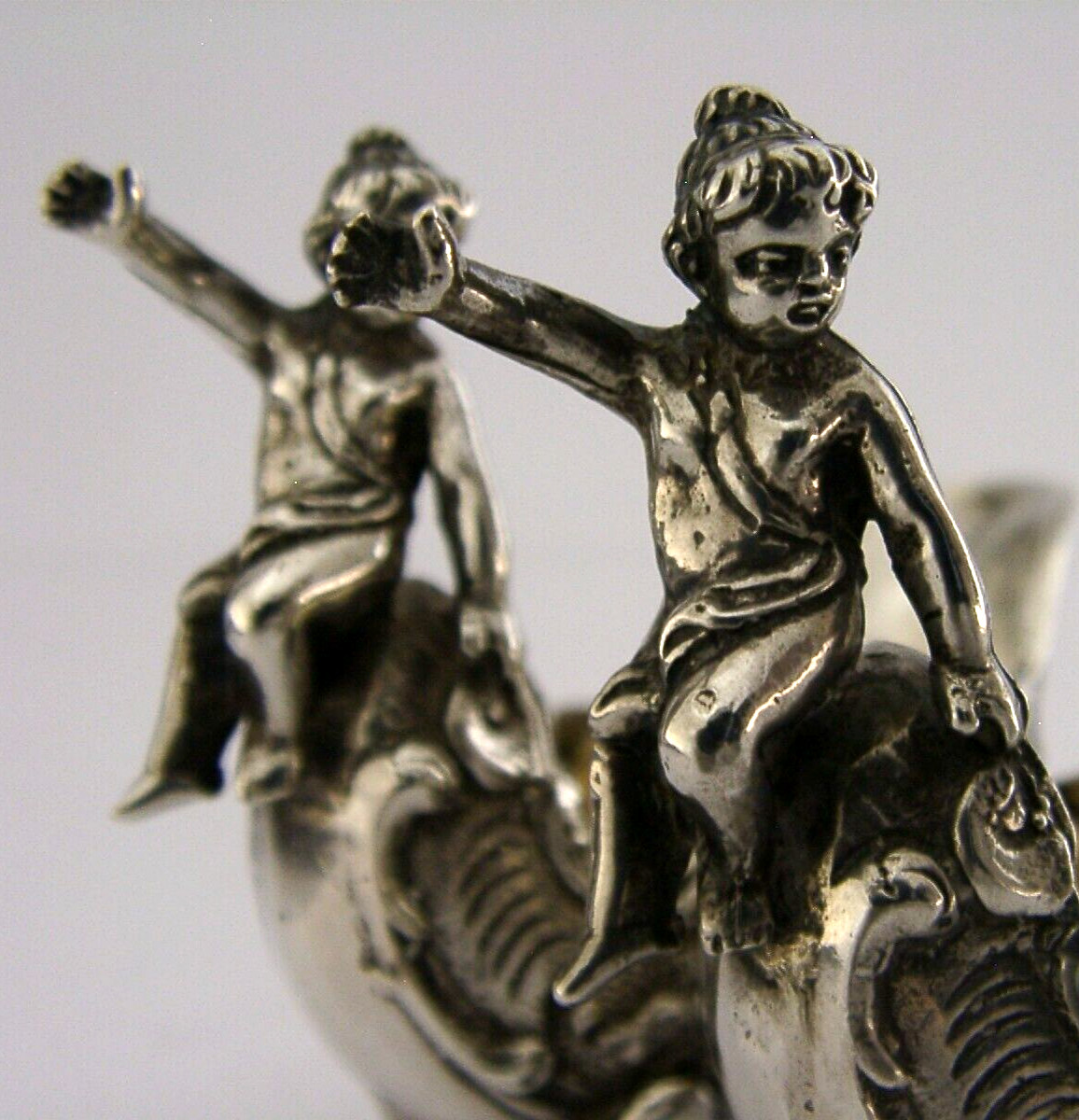 SUPERB CAST HANAU SOLID STERLING SILVER CHERUBS SALT CELLARS c1900 ANTIQUE
