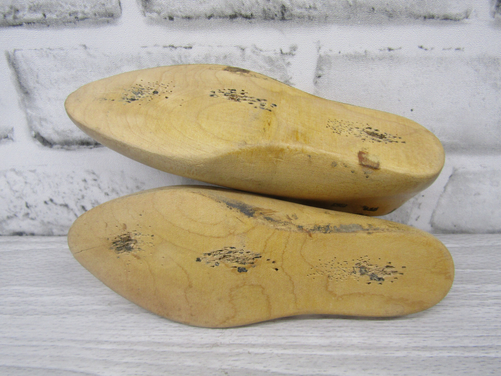 Vtg Childrens Wood Wooden 1 Pair SIZE 8 D Pointed Toe Shoe Lasts Molds Cobbler