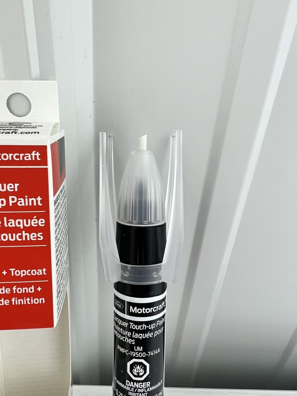 Genuine Ford Motorcraft Touch Up Paint Bottle Agate Black UM 7414A & Clear Coat