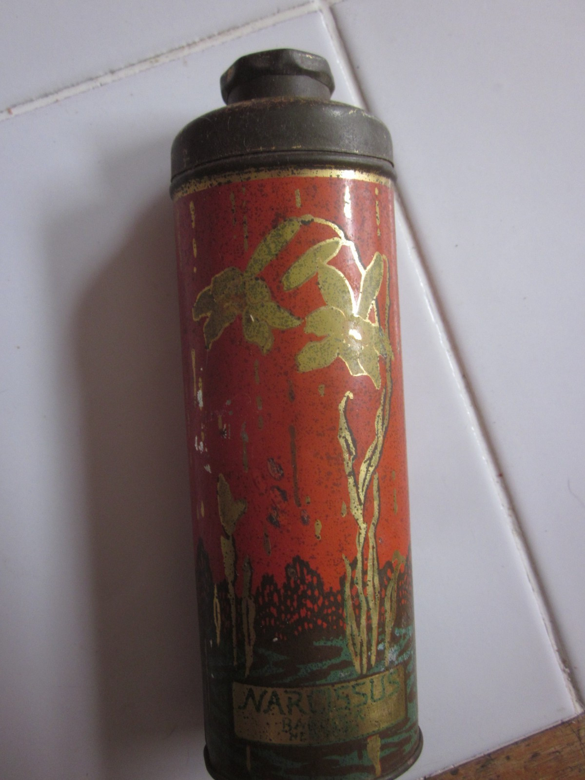 Vintage Narcissus Babcock NY Talcum Powder tin
