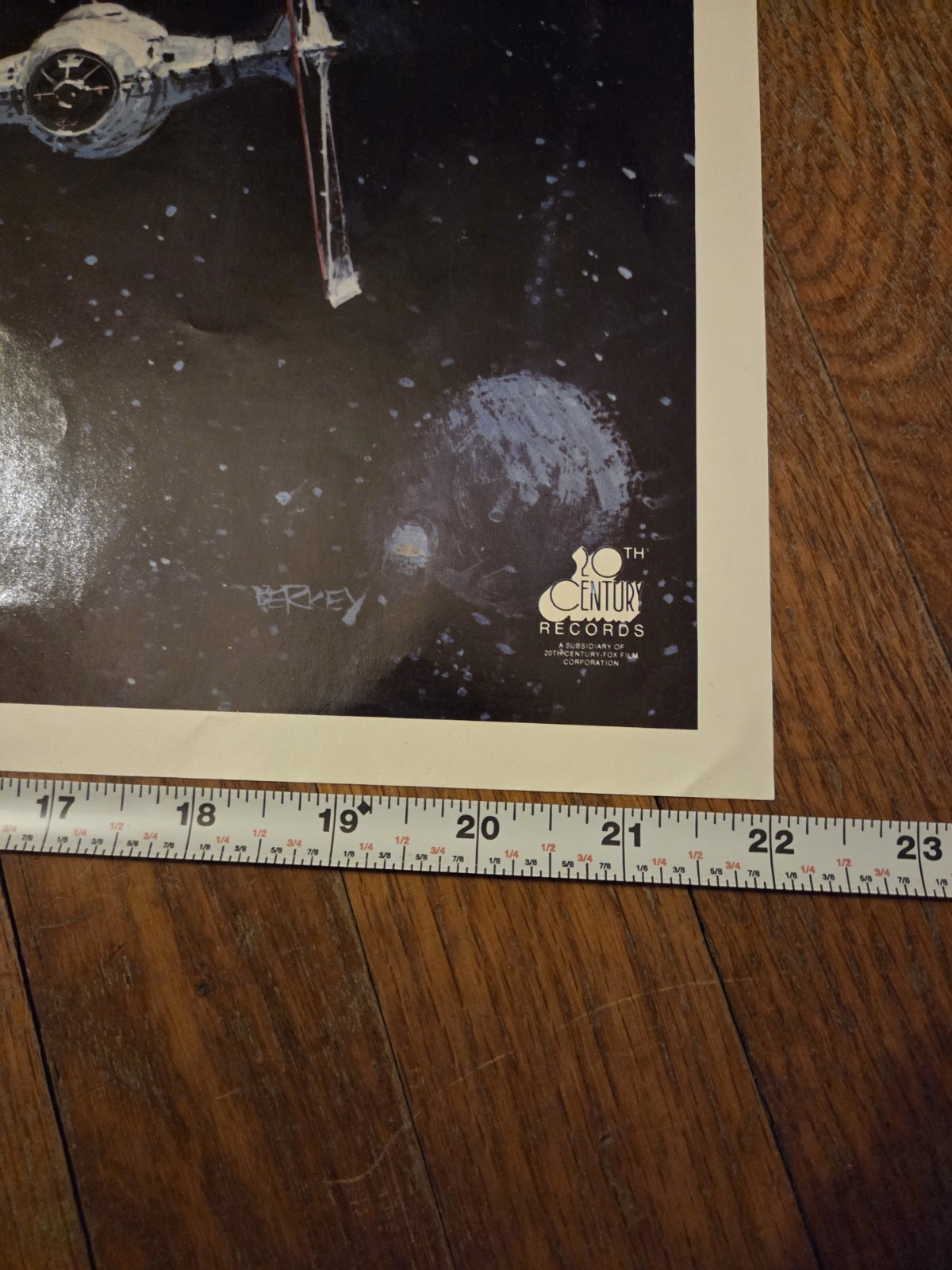 Original Vtg 1977 Star Wars Movie Poster 20th Century Fox. Folded Poster