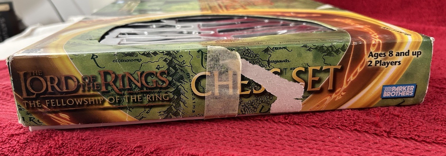 Complete Lord of The Rings Chess Set Game Fellowship Parker Bros LOTR Figures