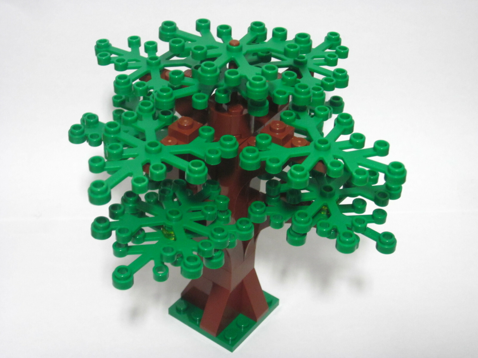 Custom forest tree with 14 green leaves, all new parts, FREE U.S. Shipping!